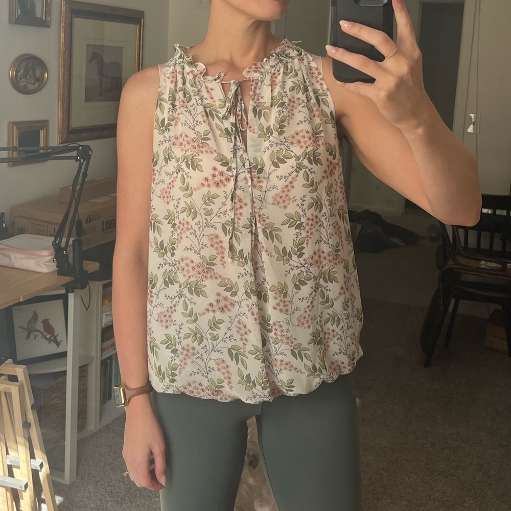 Max Studio Floral Sleeveless Blouse - Cream and Green M